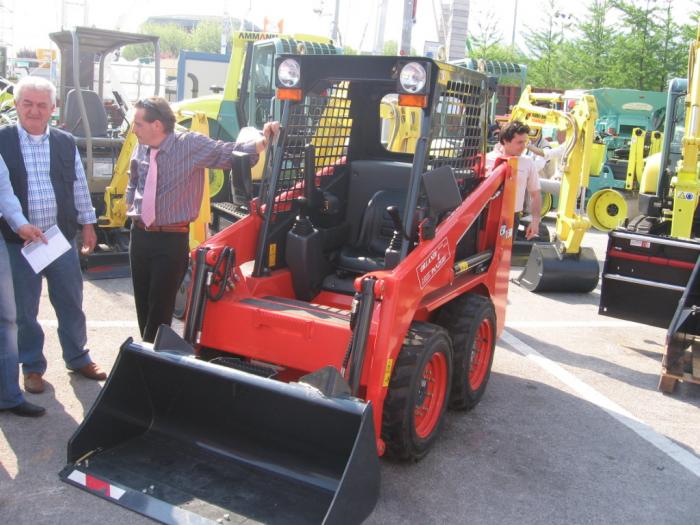 stand Orlandi&Panzeri:skid Doosan