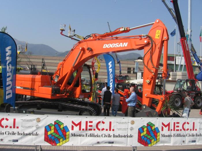 stand Orlandi&Panzeri:Doosan DX225NLC