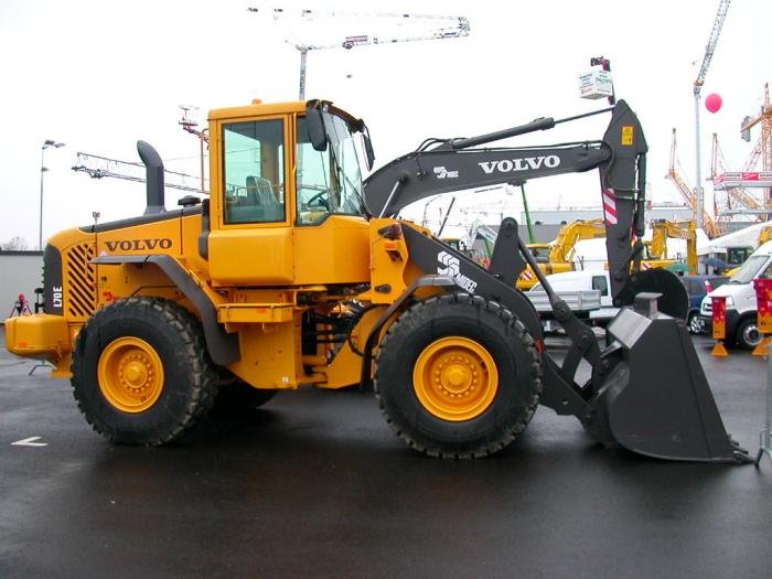 Volvo L70E - Pala Gommata