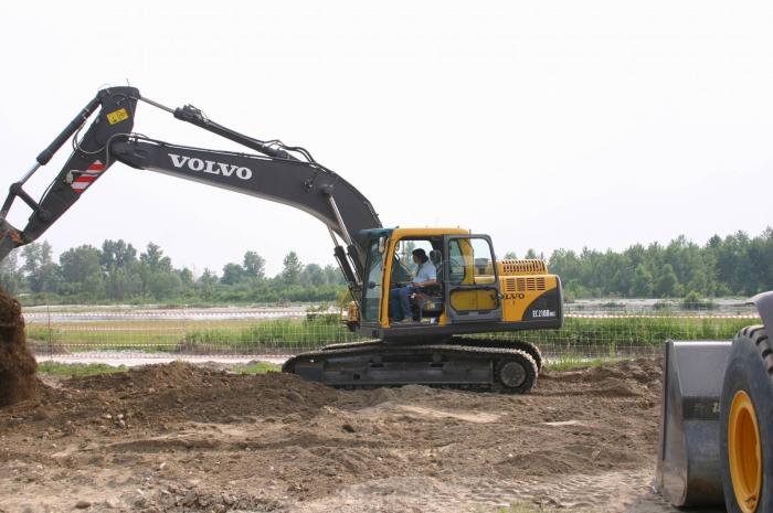 Jarvis e il Volvo EC210...