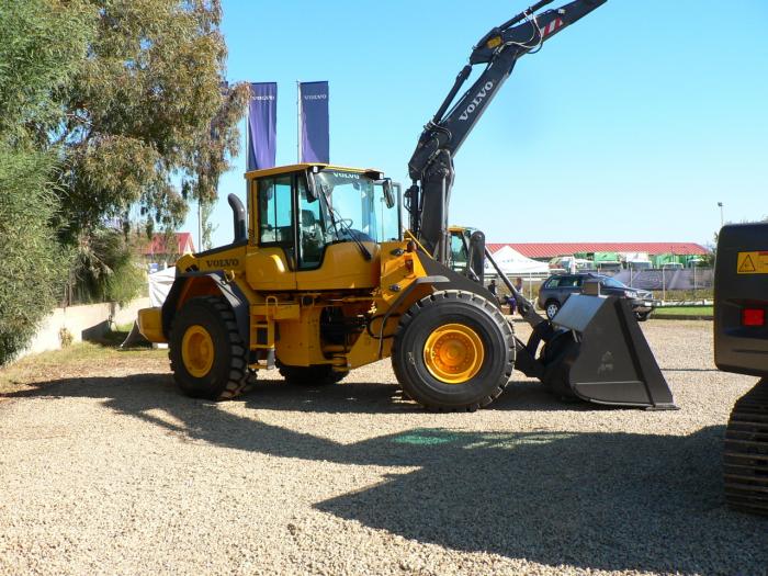 Volvo L120F