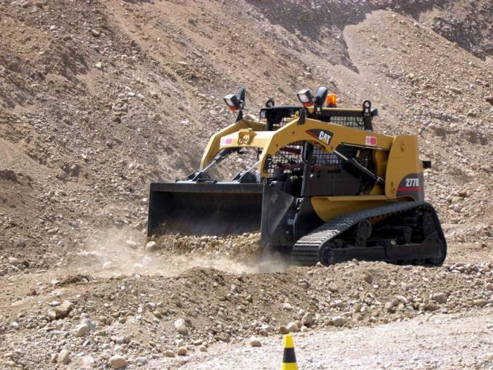 CAT 277B FabioD lo spianatore!!