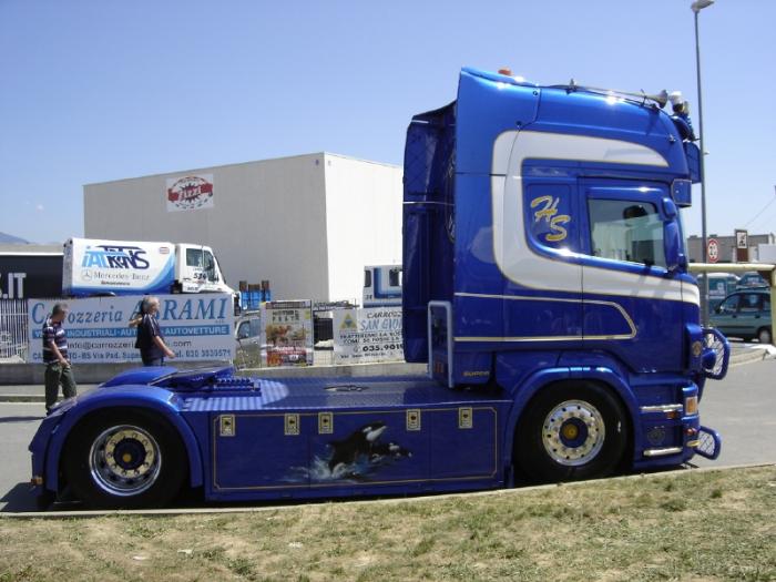 Scania RHT