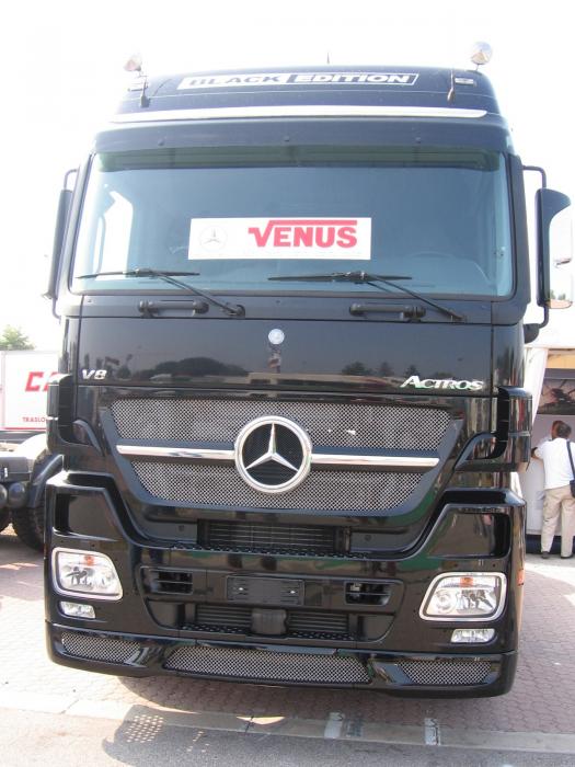 Actros 1861 Black Edition