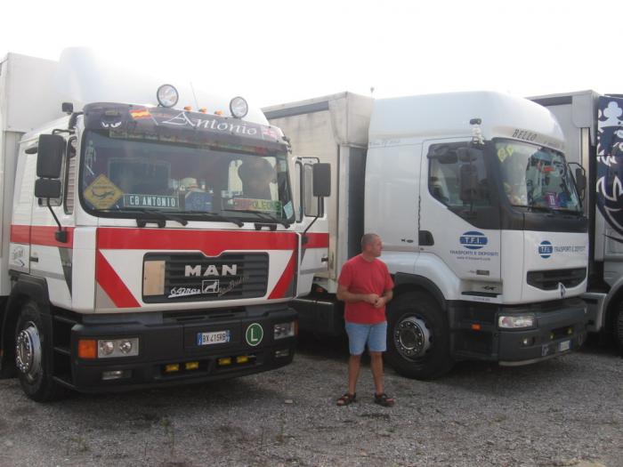 MAN F2000 e Renault Premium