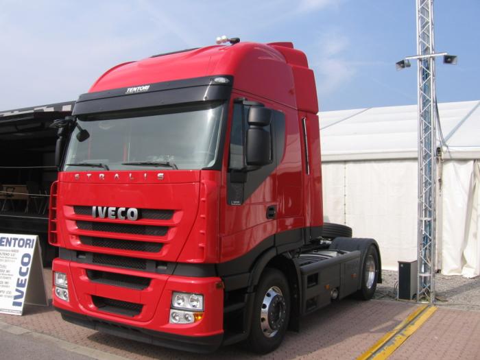 Iveco Stralis Cube Tentori