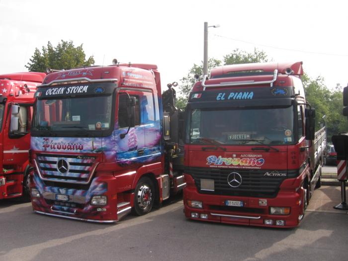 Mercedes-Benz Actros Pirovano