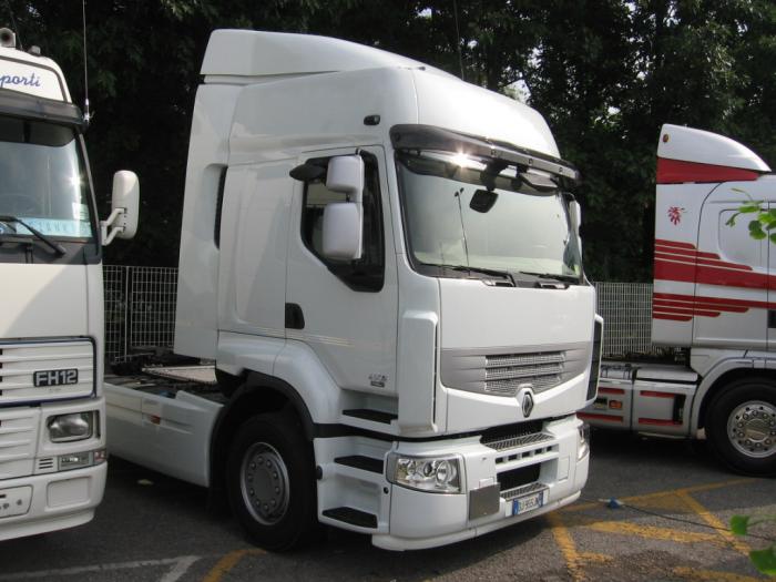 Renault Premium 450dci