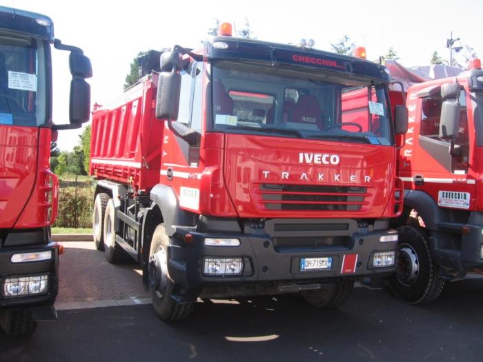 Iveco Trakker 380T44 Checchin