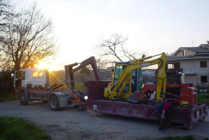 Trasporto Mini-Escavatori (Particolare)