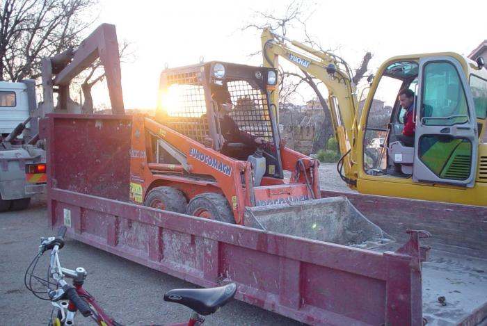 Trasporto Mini-Escavatori (Particolare)