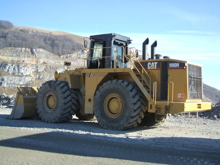 cat 990H