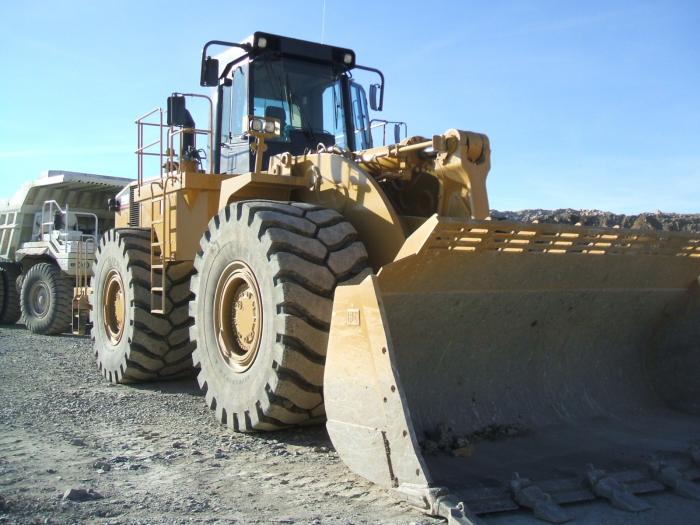 cat 990H