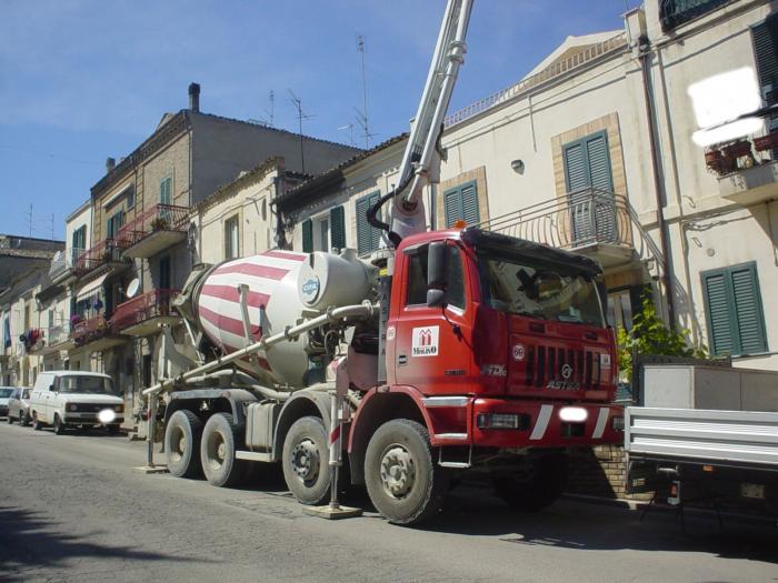 Lavori con Betonpompa Cifa Magnum Metro28