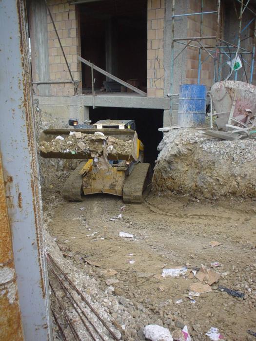 Lavori con Miniescavatore Jcb