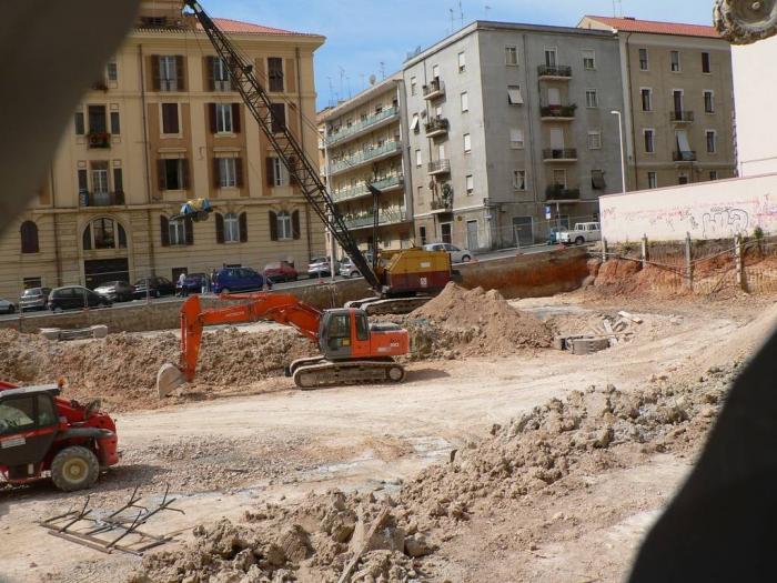 Manitou MVT1330SL + Ruston-Bucyrus 30RB + Hitachi Zaxis180 LCN