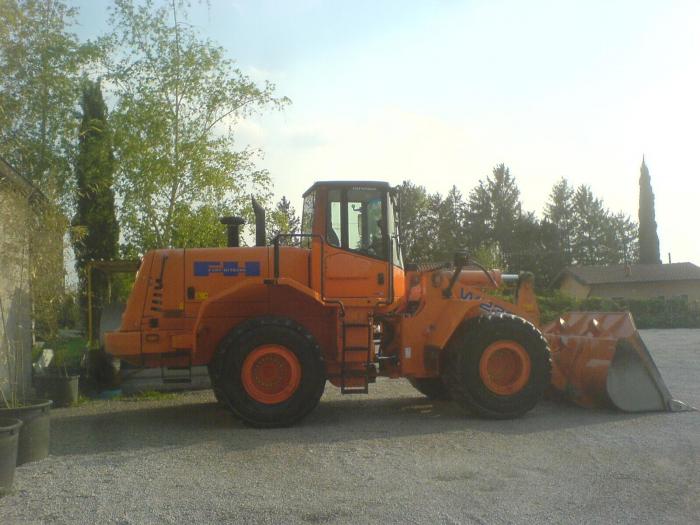 Fiat Hitachi W230