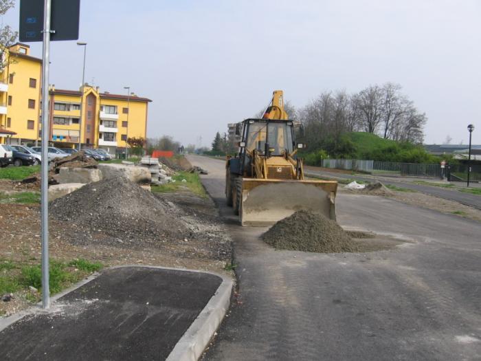 rotonda Via Montegrappa e Cimas