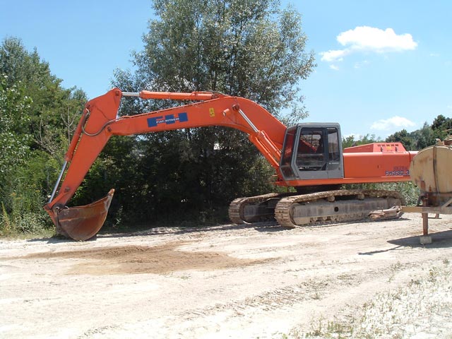 Fiat-Hitachi FH330.3