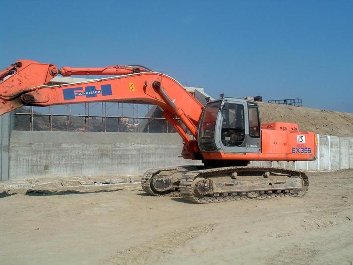 Fiat-Hitachi EX355