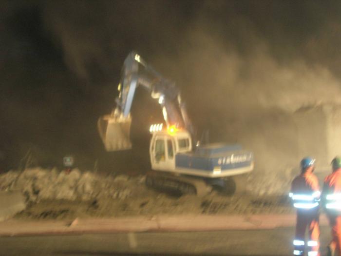 demolizione cavalcavia