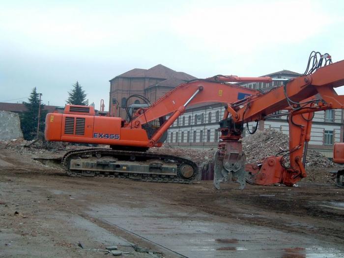 Fiat-Hitachi EX455 con frantumatore NPK