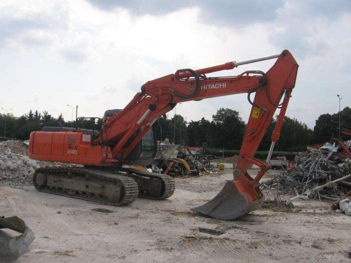 Hitachi Zaxis 240