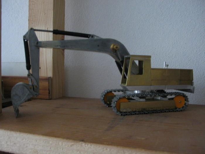 model caterpillar doc