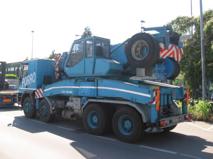 Iveco Eurotrakker Sivi 410E52 - Eurogru Amici 832-80 Porro Sollevamenti