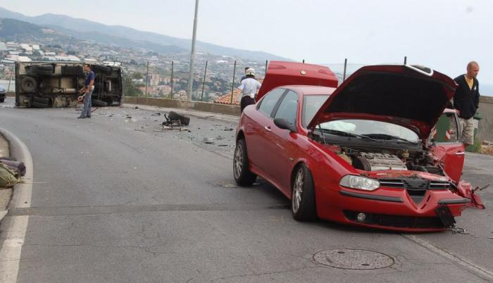 Oggi ti capotto il Nissan