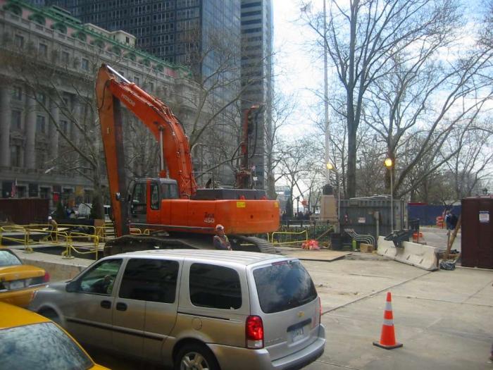 Hitachi 450 in centro a New York