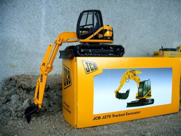 JCB jz70