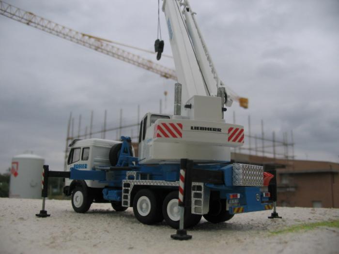 LIEBHERR LTF 1030 BREUER