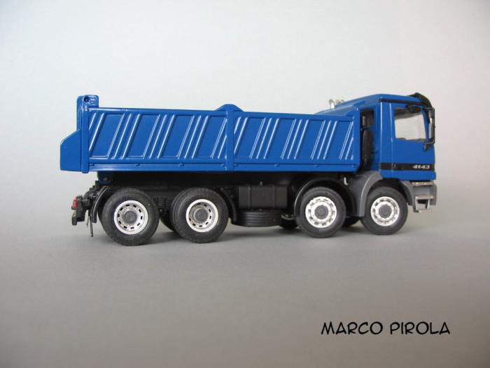 Actros 1/43