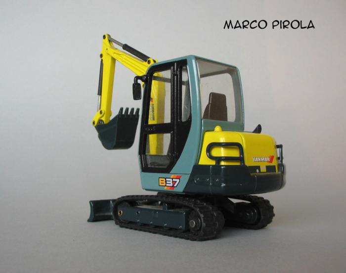 Yanmar B37