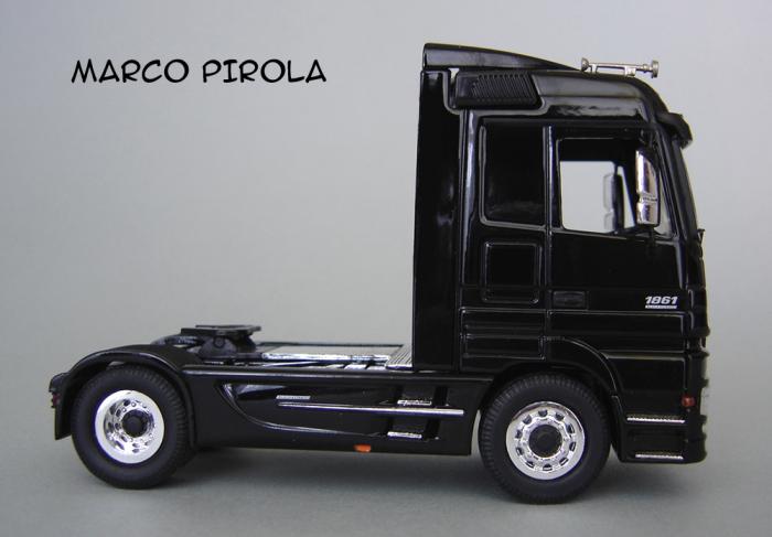 Actros Black Edition 1/50