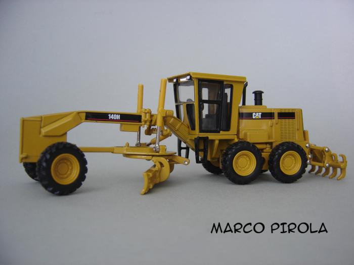 Grader CAT 1/50