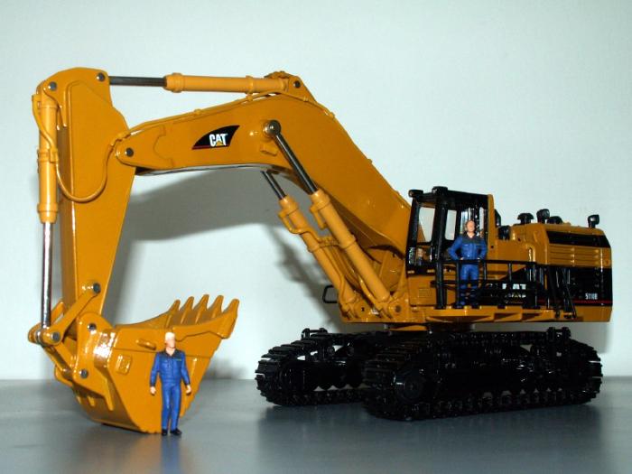 CAT 5110 B