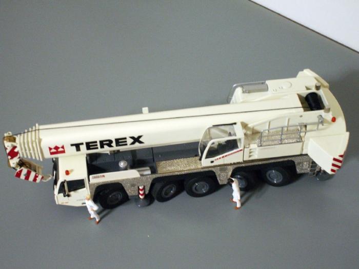 Terex-Demag AC 200