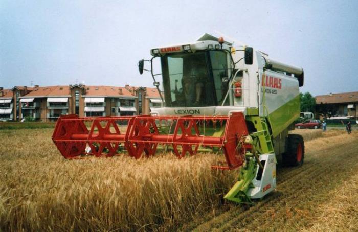 Claas lexion 420