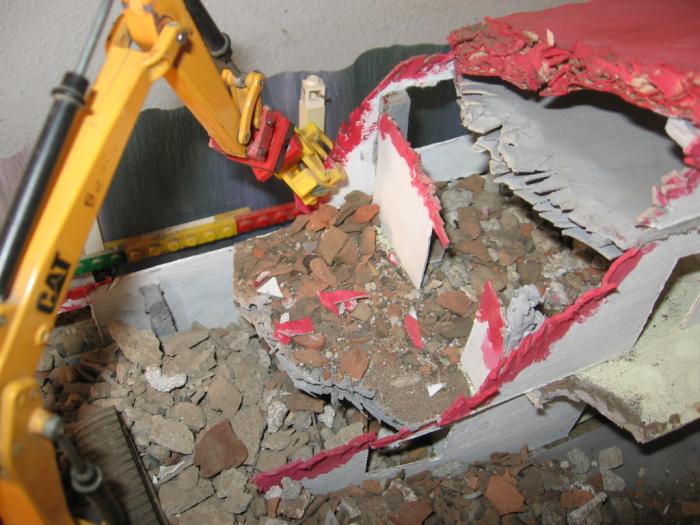 19\12\2006-demolizione edificio