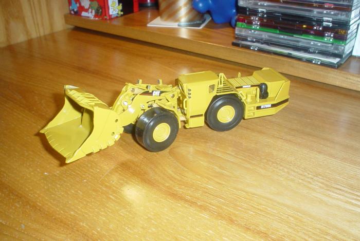 CAT R1700G Underground Mining Loader