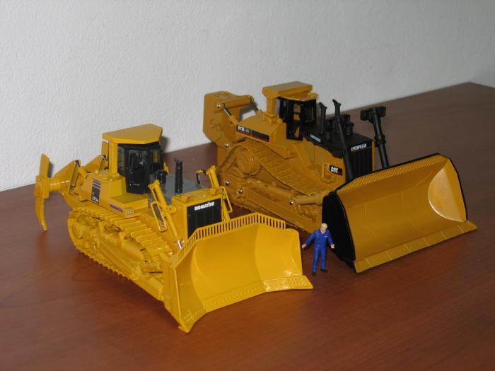 komatsu D375A e cat D11R CD