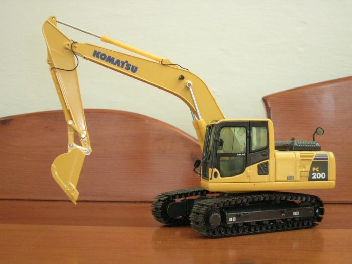 Escavatore Komatsu