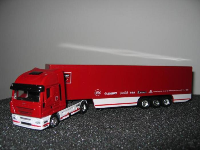 Stralis Ducati corse