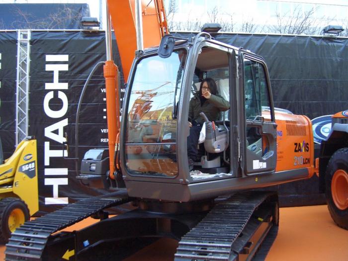 Hitachi 2