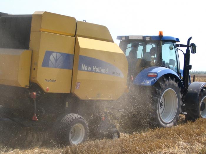 New Holland in campo Nonantola MO 1/7/07