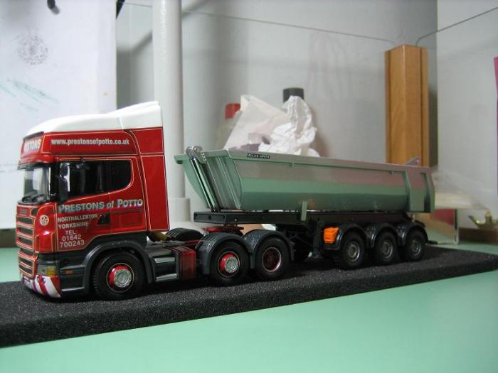 Scania Corgi + Vasca Tekno