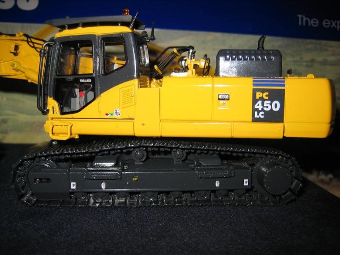 KOMATSU PC450L