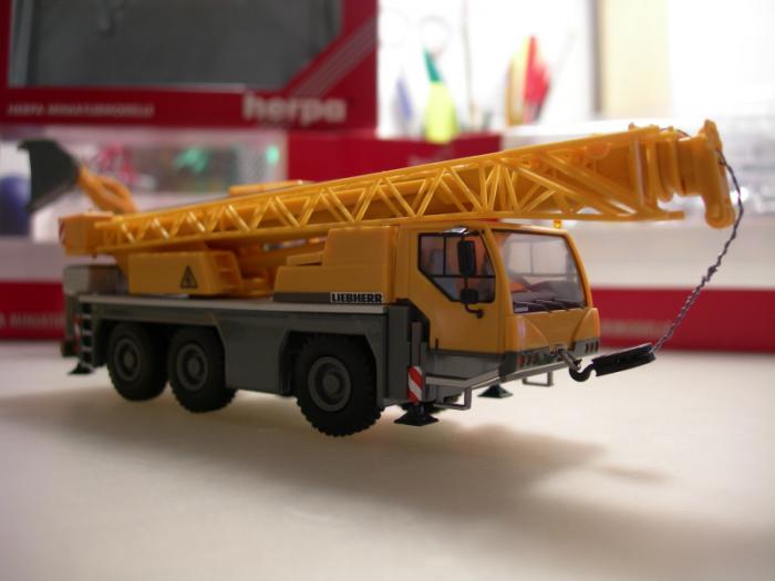 Liebherr LTM1045 Herpa